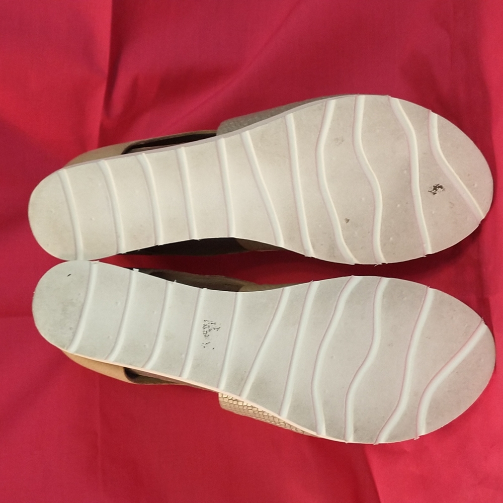 Diba True "Gang Way" Leather Sandals - Picture 12 of 15